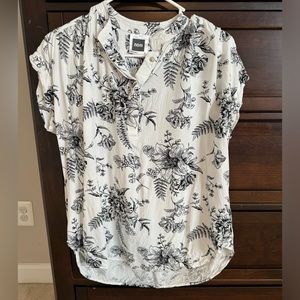 Nom White Floral Maternity Top